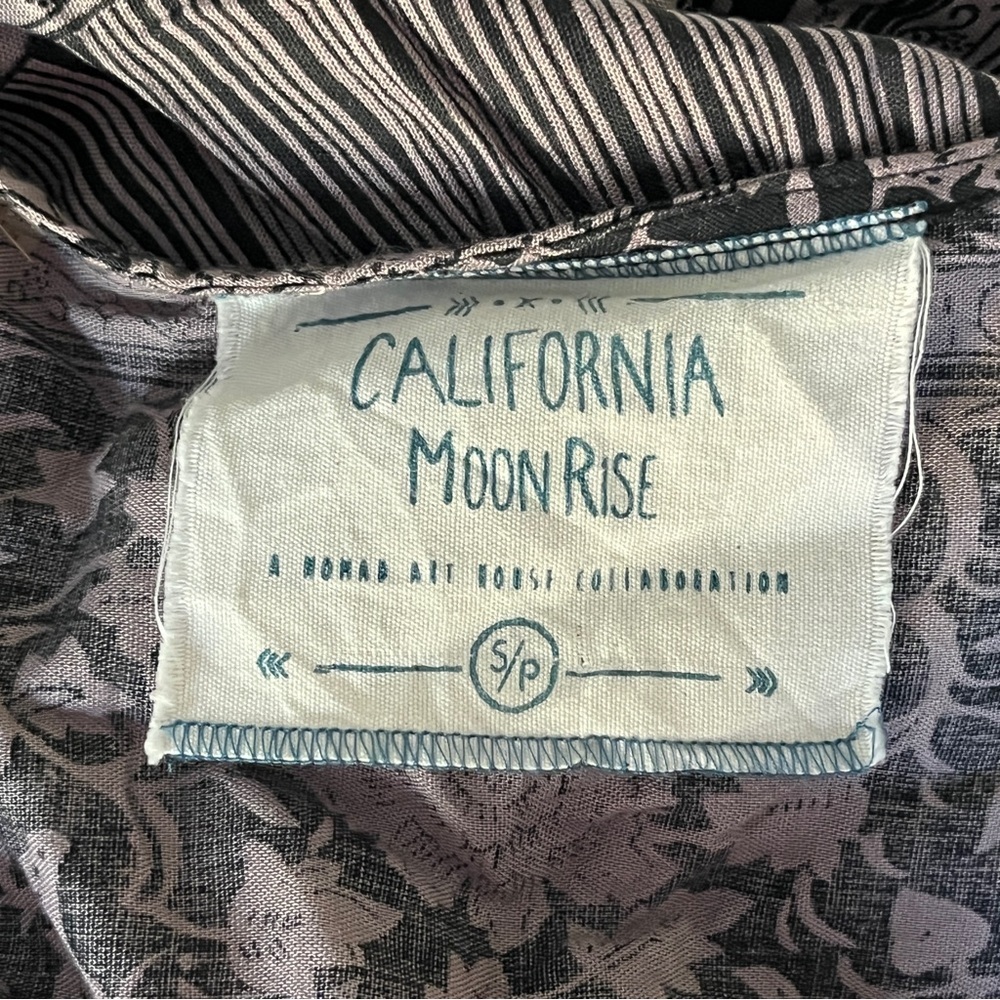 California Moonrise Boho Floral Vest - Size Small - Picture 4 of 14